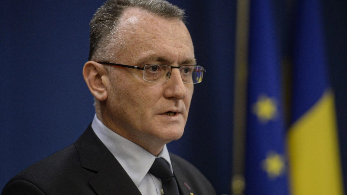 Sorin Cîmpeanu, despre problematica predării în școli fără pregătire didactică: „Mi-a fost rușine să-i spun cuiva că nu există calea legală de a preda într-o universitate, dacă n-are formare inițială”