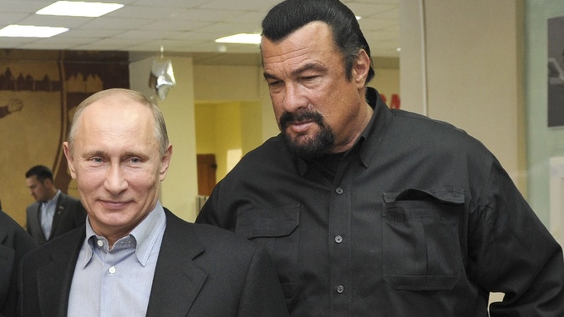 Prietenul lui Vladimir Putin, Steven Seagal, se află în Donbas şi are rol principal într-un documentar de propagandă rusă