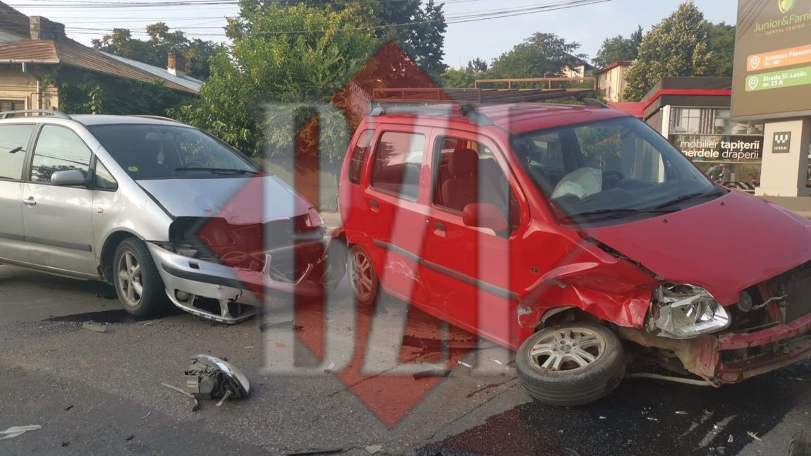 Accident rutier la pasajul Octav Băncilă. Doi șoferi băuţi, cu alcoolemie de 1,29, respectiv 0,30, cercetaţi penal de poliţişti - EXCLUSIV, FOTO, UPDATE
