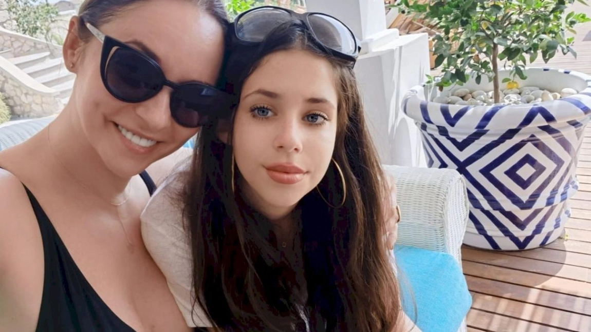 Andreea Marin și Violeta, adevărul despre relația mamă-fiică. ,,Nu putem face tot ce ne trece prin cap….”