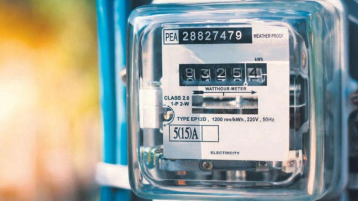 Guvernul României vrea să dea 10 miliarde de euro pentru compensarea facturilor la energie. Care este riscul?