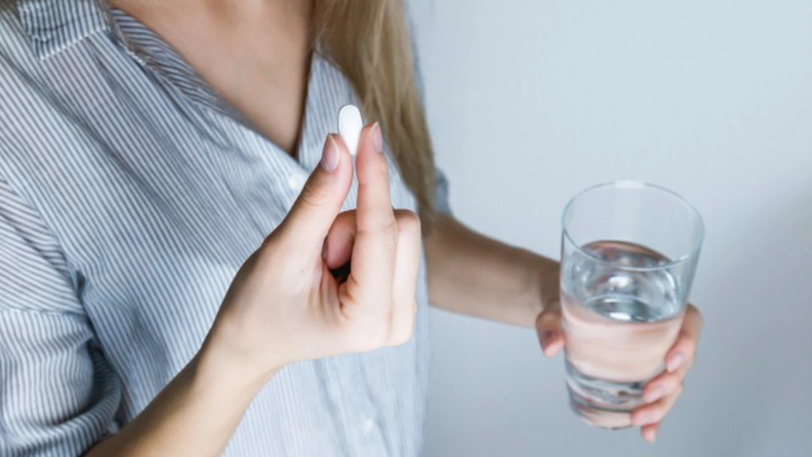 Medicamente pentru eliminarea pietrelor la rinichi. Ce simptome prezintă și cum se tratează calculii renali?