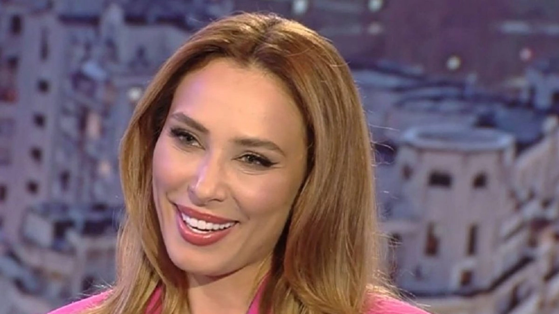 Iulia Vântur vine la iUmor. Ce va face în emisiune diva de la Bollywood