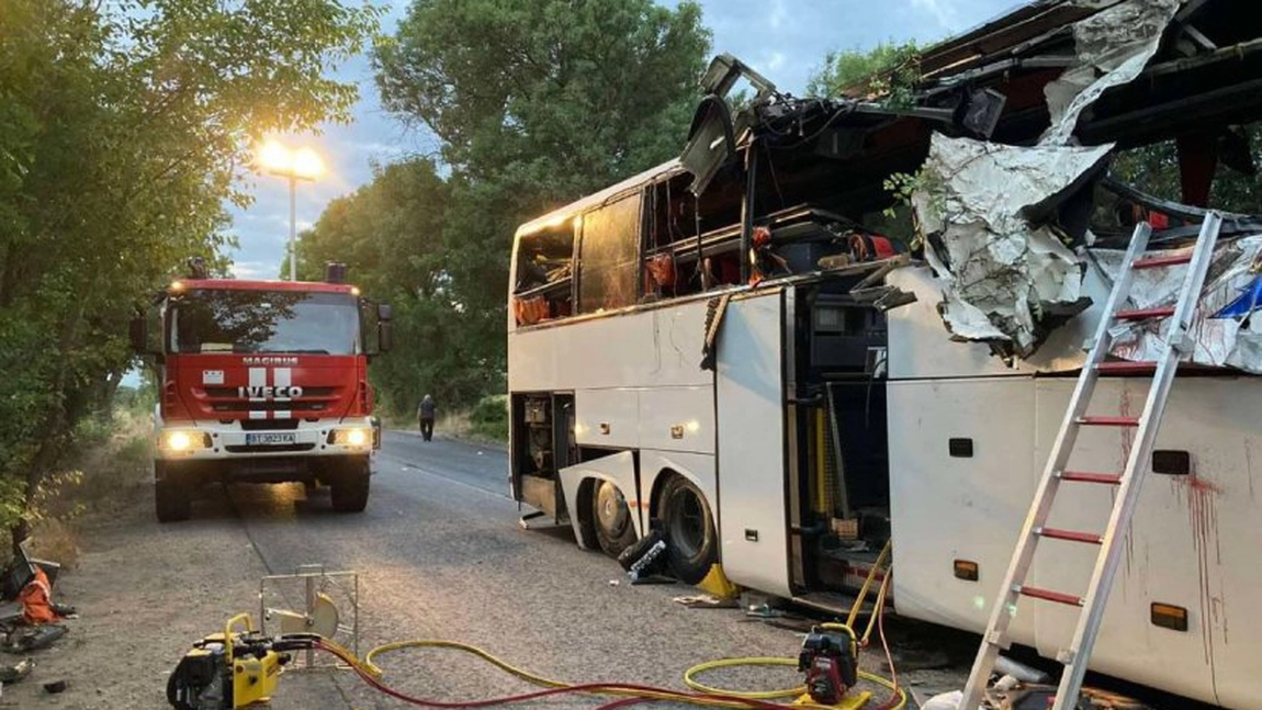 Patru români au murit, iar alţi nouă au fost grav răniţi într-un accident de autocar în Bulgaria