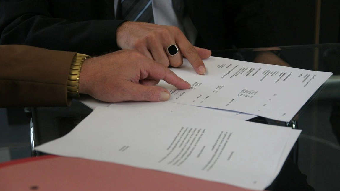 Consecințele noilor reglementări ale Codului Fiscal. Peste 100.000 de români au rămas fără locuri de muncă