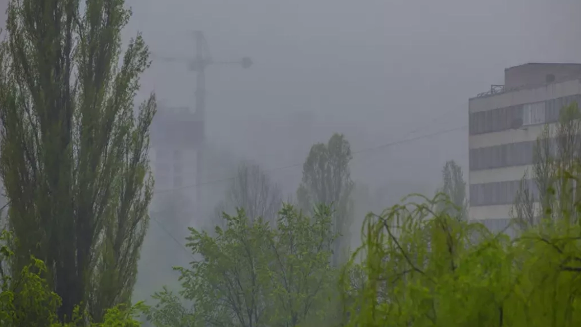 Avertizare meteo de averse torențiale, descărcări electrice, grindină și vijelie. Mesaj Ro-Alert emis de autorități