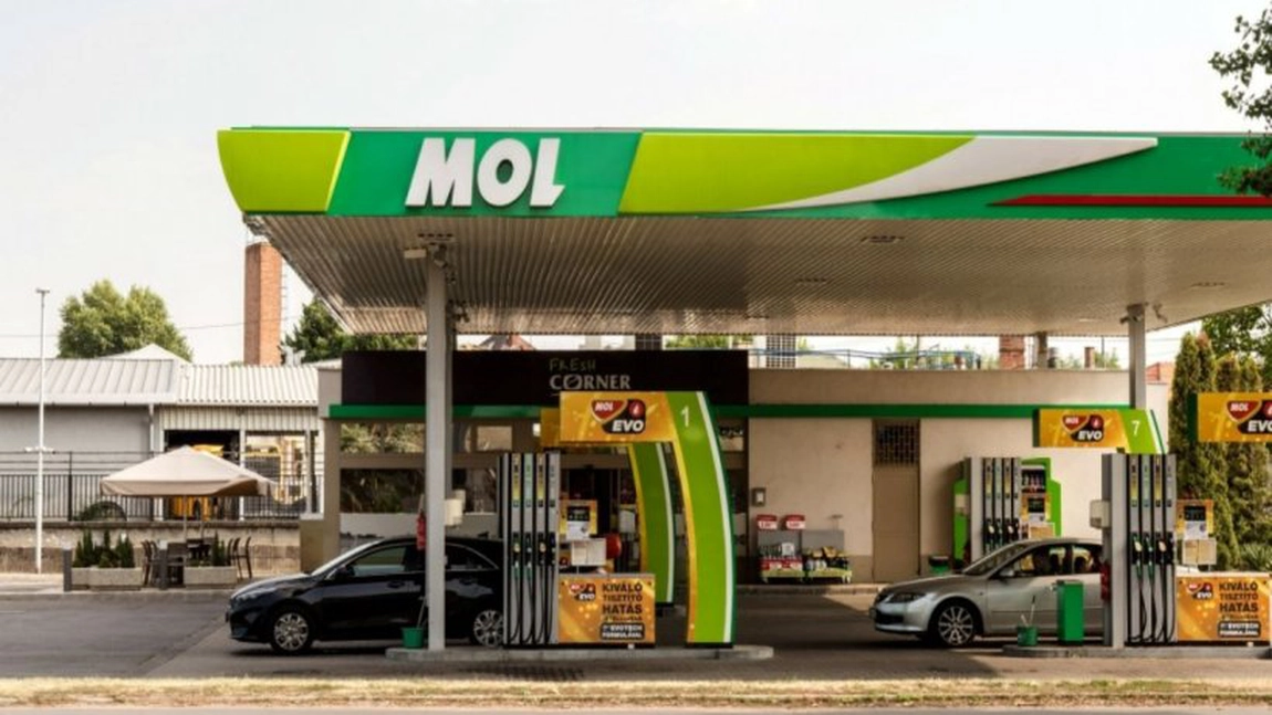 Ungaria raţionalizează benzina şi motorina începând de luni. MOL a informat că nu poate livra decât 25% din cantitatea necesară