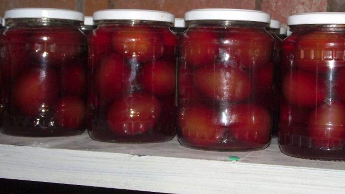 Rețetă de compot de prune. Un preparat pentru iarnă, fără conservanți