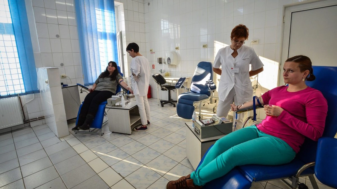 Eşti scutit de la plata CASS timp de un deceniu, dacă donezi celule stem. Iată care sunt centrele din România