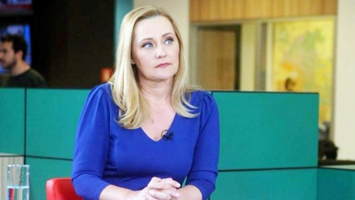 Elena Lasconi a ajuns la vârsta marilor împliniri. Jurnalista nu regretă că a plecat din presă