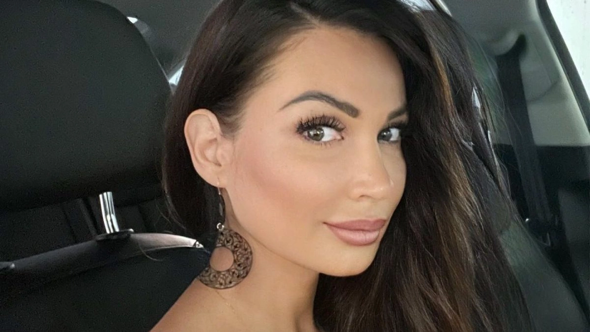 Nicoleta Luciu a defilat pe podium la o prezentare de modă. Cum arată fosta Miss România la 42 de ani