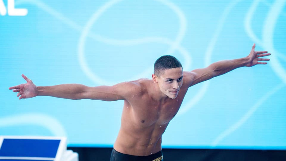 Astăzi este ziua de naştere a lui David Popovici. Sportivul împlineşte 18 ani. Își va sărbători majoratul alături de mii de suporteri