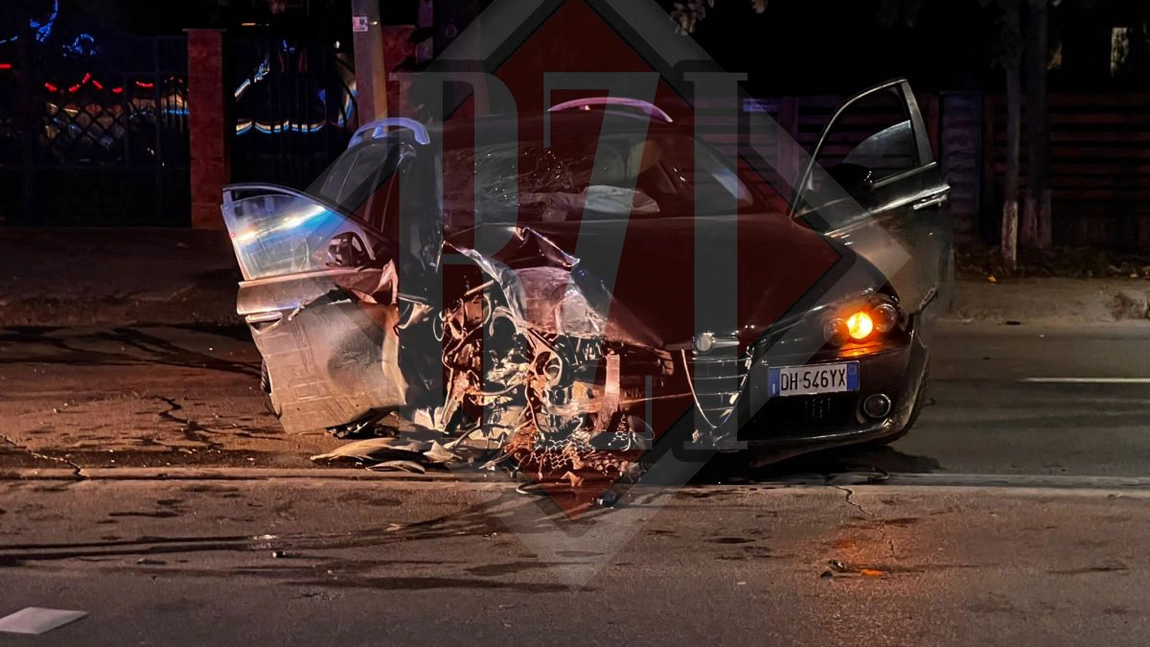 Accident grav la Iași! Un sofer beat a făcut prăpad în Bucium! Iată ce alcoolemie a indicat aparatul alcooltest - EXCLUSIV, FOTO/VIDEO, UPDATE