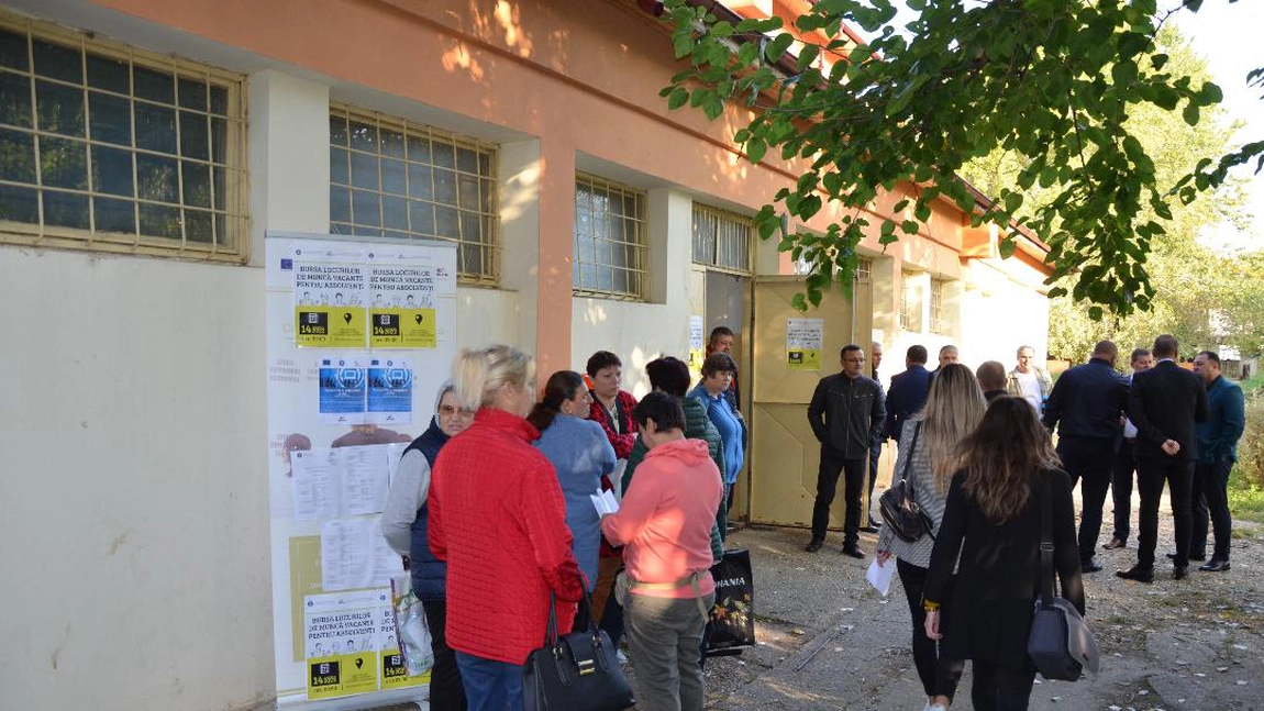 Ce job-uri mai preferă tinerii din ziua de astăzi. Eșec total la bursa locurilor de muncă din Giurgiu