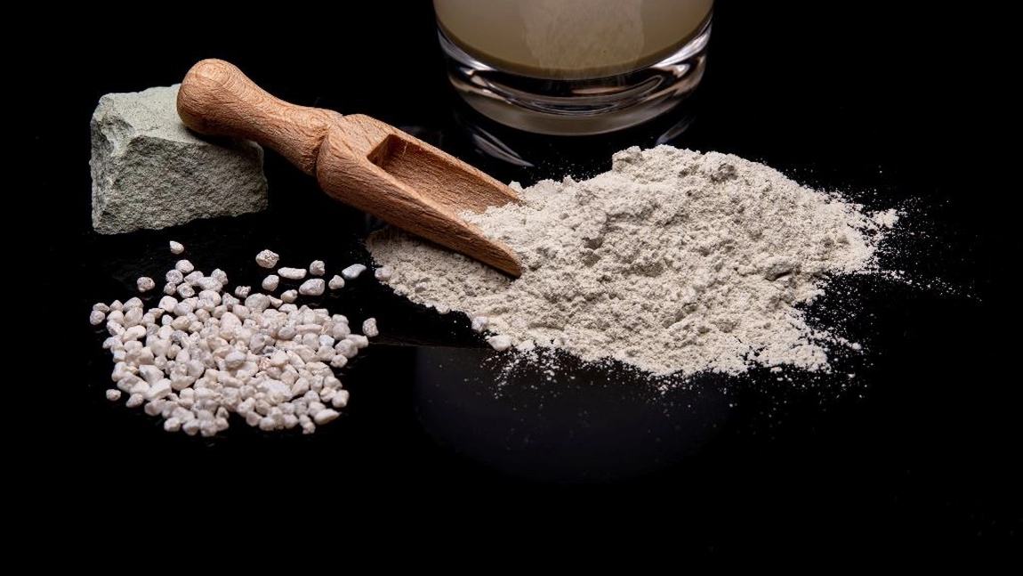 Ce este mai exact zeolitul? 