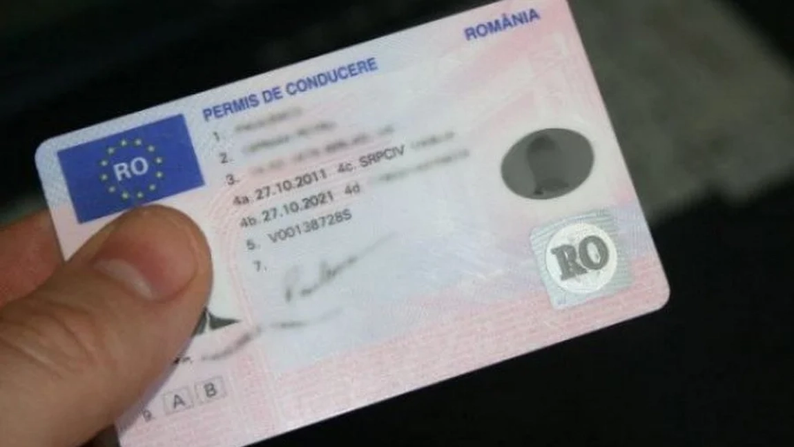 Fraudă la un examen pentru permis de conducere. Zeci de persoane fără studii ar fi trecut proba scrisă. Cât plăteau ca să ia examenul
