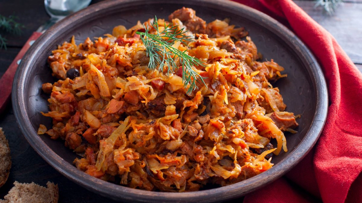 Rețetă de varză murată călită la cuptor. Trucuri simple pentru a obține o mâncare delicioasă