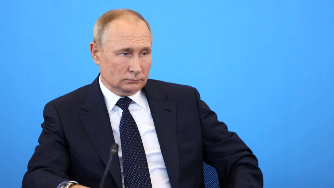 Putin l-a demis pe comandantul Districtului militar de vest, Alexander Juravliev