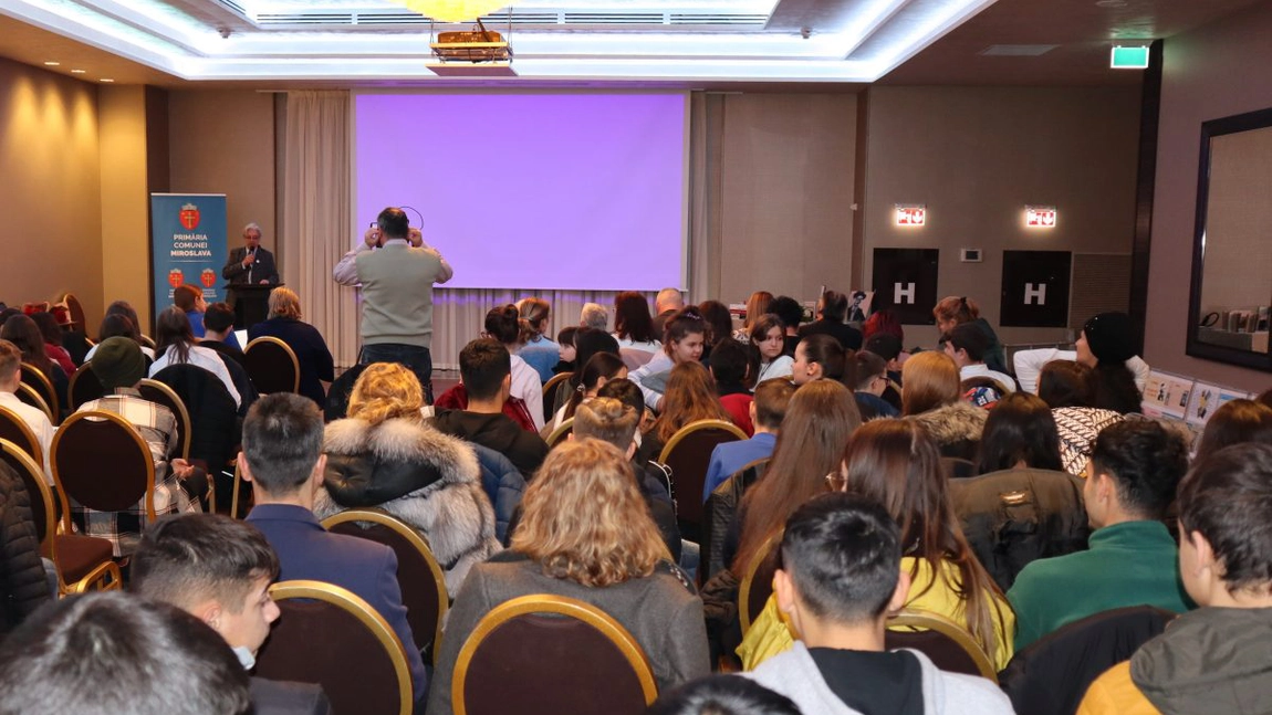 Primăria Comunei Miroslava a organizat Simpozionul aniversar „Dimitrie Anghel (1872-2022)”