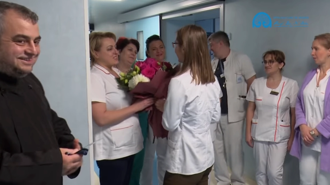 Andreea Iordăchescu a primit o a doua șansă la viață, la Spitalul de Neurochirurgie Iași. Acum este studentă la UMF Iași - VIDEO