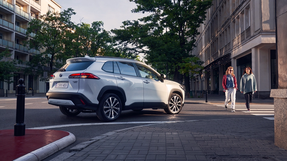 NOILE SUV-URI TOYOTA VA ASTEAPTA LA SUNRISE MOTORS – Toyota Iasi