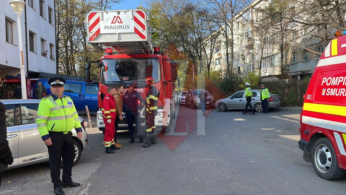 Incendiu în municipiul Iaşi. Pompierii intervin după ce flăcările au izbucnit la un apartament - EXCLUSIV, FOTO, VIDEO, UPDATE