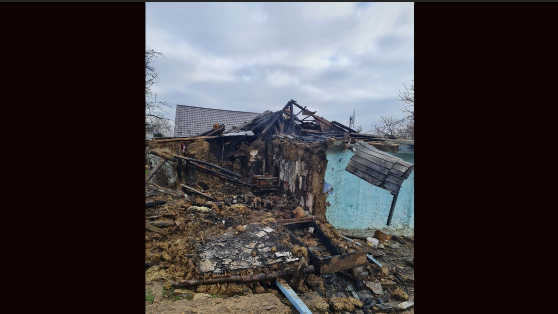 Incendiu într-o localitate din Iaşi. Un bărbat de 86 de ani a fost găsit carbonizat - EXCLUSIV, UPDATE, FOTO, VIDEO