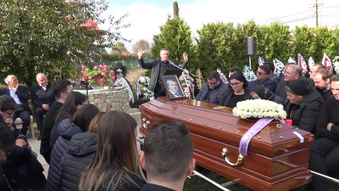 Un mort din Vaslui a lipsit de la propria înmormântare. Cum s-a întâmplat, deși oamenii au pregătit tot ceea ce trebuia