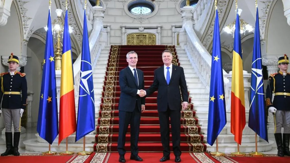 Reuniune a miniștrilor de Externe din NATO, la București. Jens Stoltenberg, întâlnire de gradul zero cu Klaus Iohannis - VIDEO