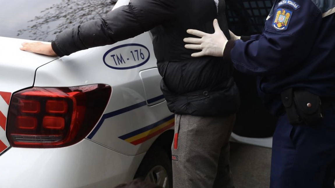 Caz șocant la Bacău. Un bărbat de 44 de ani și-a ucis bunica pentru că l-a certat