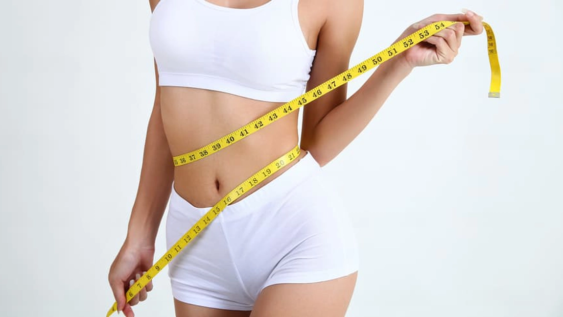 Dietă de slăbit 10 kg. Cum să pierzi în greutate fără să-ți stresezi organismul?