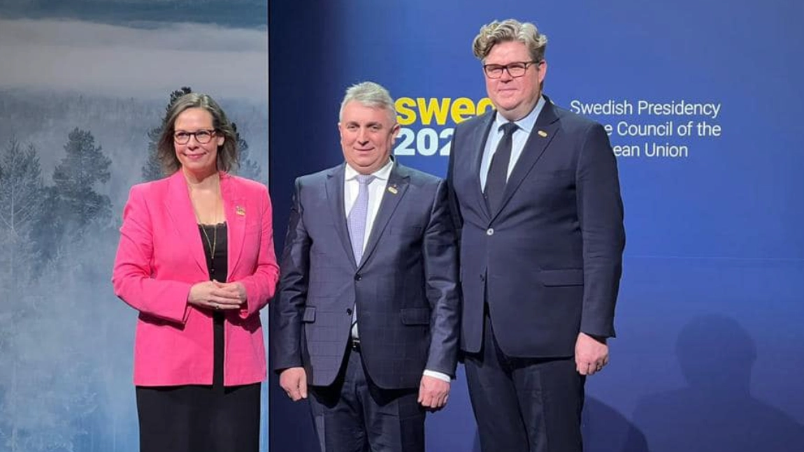 Aflat la Stockholm, ministrul de Interne Lucian Bode a vorbit cu omologul austriac despre Schengen