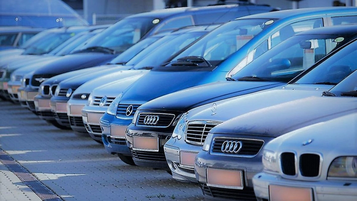 ANAF scoate la vânzare zeci de mașini confiscate la prețuri reduse. Licitații în mai multe orașe din țară
