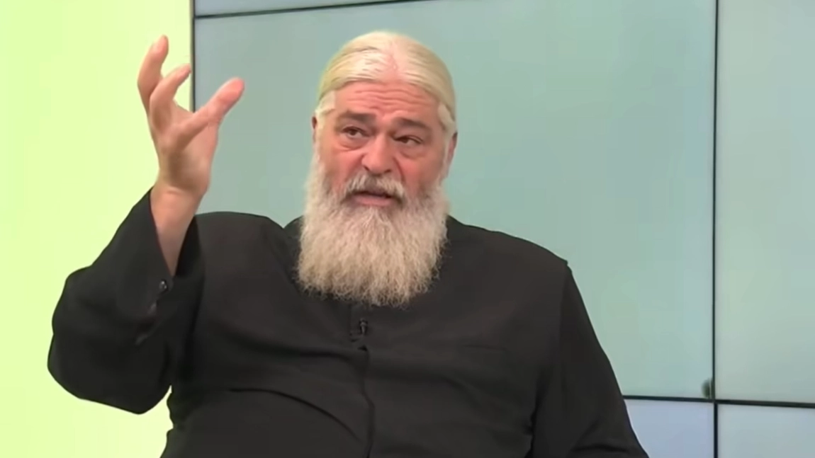 Părintele Calistrat Chifan, despre credincioșii superstițioși: „Asta mă deranjează” - VIDEO