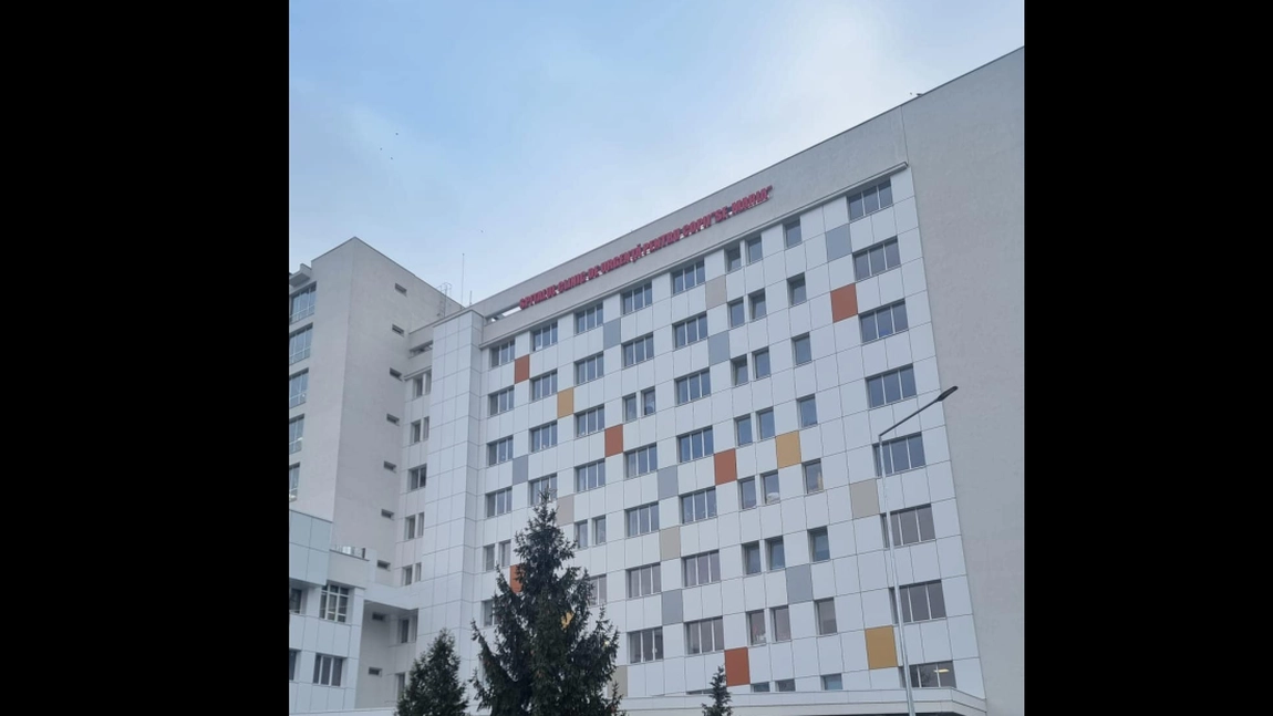 Evoluția adolescentului de 16 ani ce a fost lovit de tren în apropiere de Gara Vatra Dornei. Gamba amputată a fost replantată