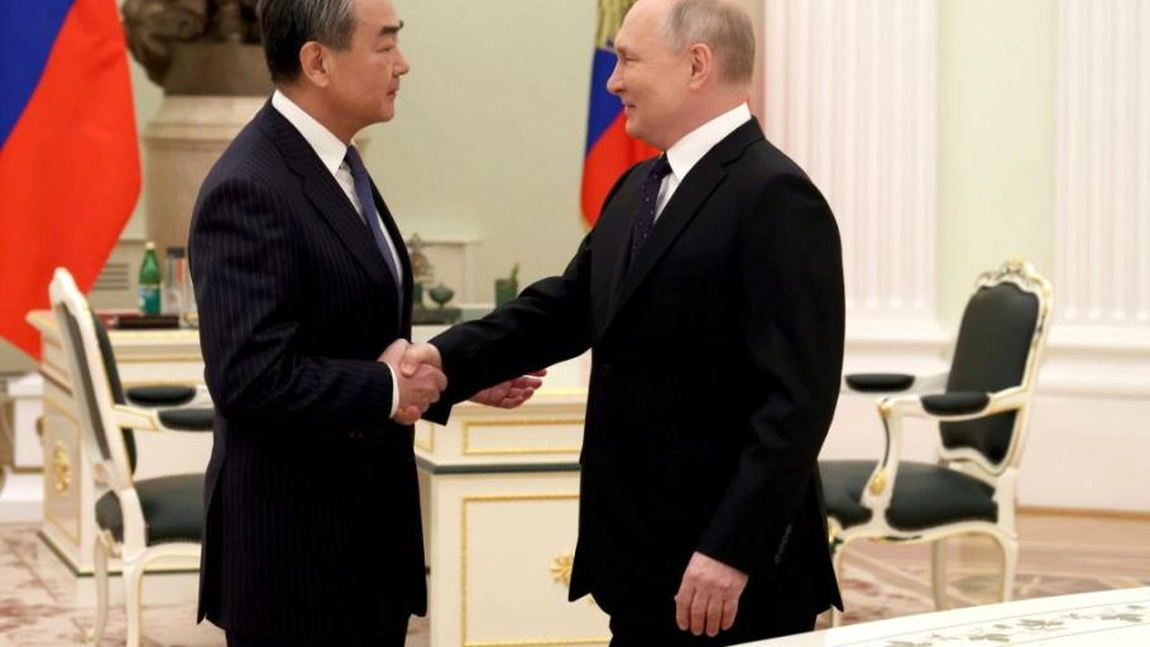 Maria Zakharova spune că Wang Yi, șeful diplomației chineze, nu i-a oferit lui Putin un plan pentru a pune capăt războiului