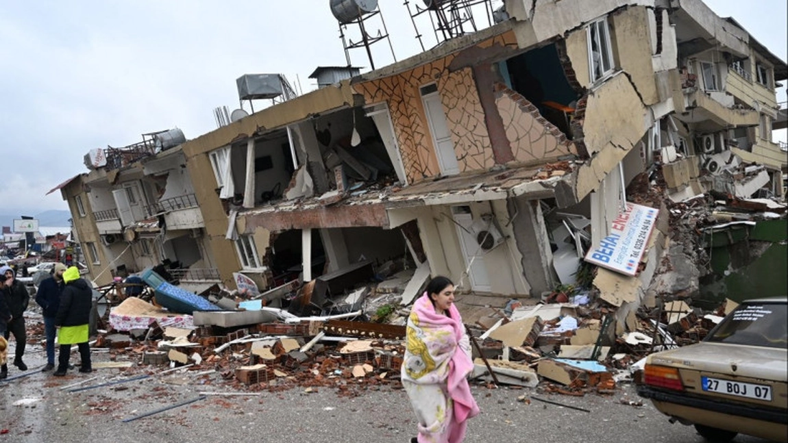 Cel mai recent bilanț al devastatorului cutremur de la granița dintre Turcia și Siria: 25.000 de morți, aproape 1.900 de replici de la primul seism - UPDATE