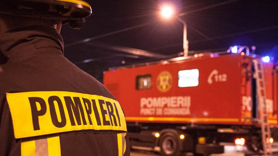 Incendiu în județul Vaslui. Flăcările au cuprins peste 30 de hectare de stuf