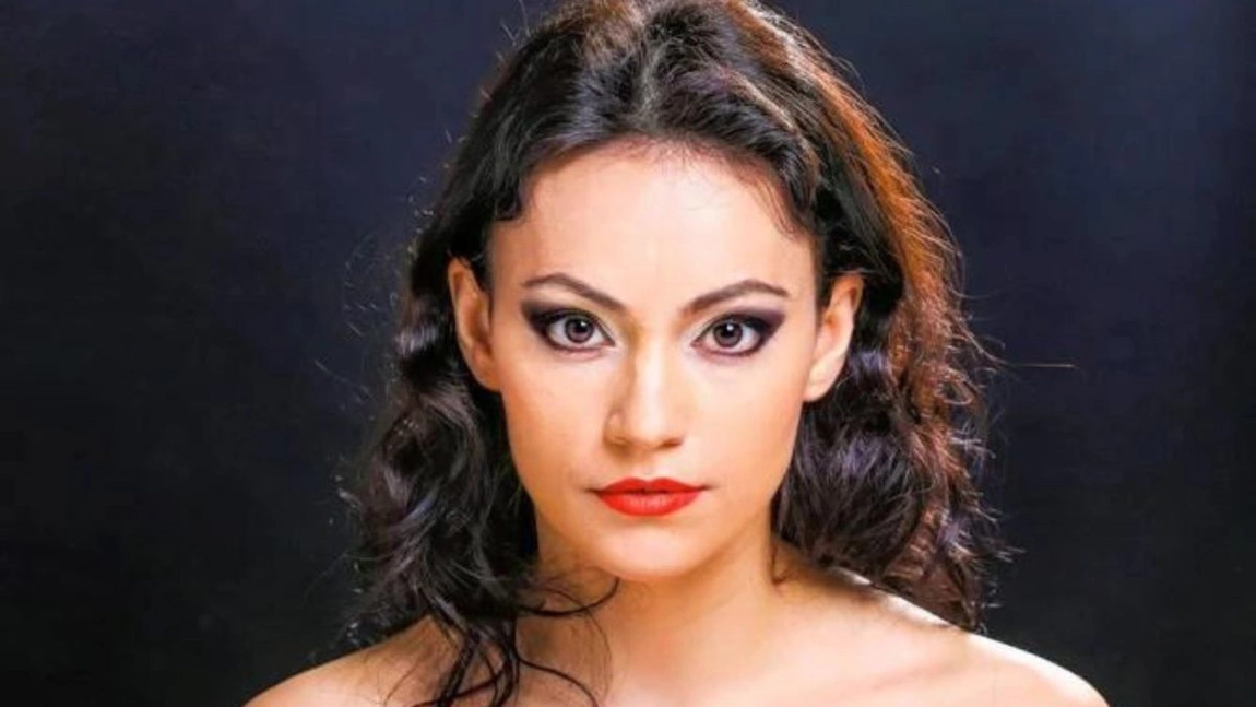 Cu ce se ocupă Oana, fosta soție a lui Kamara, după ce a renunțat la videochat. În ce relații a rămas artistul cu fosta parteneră de viață