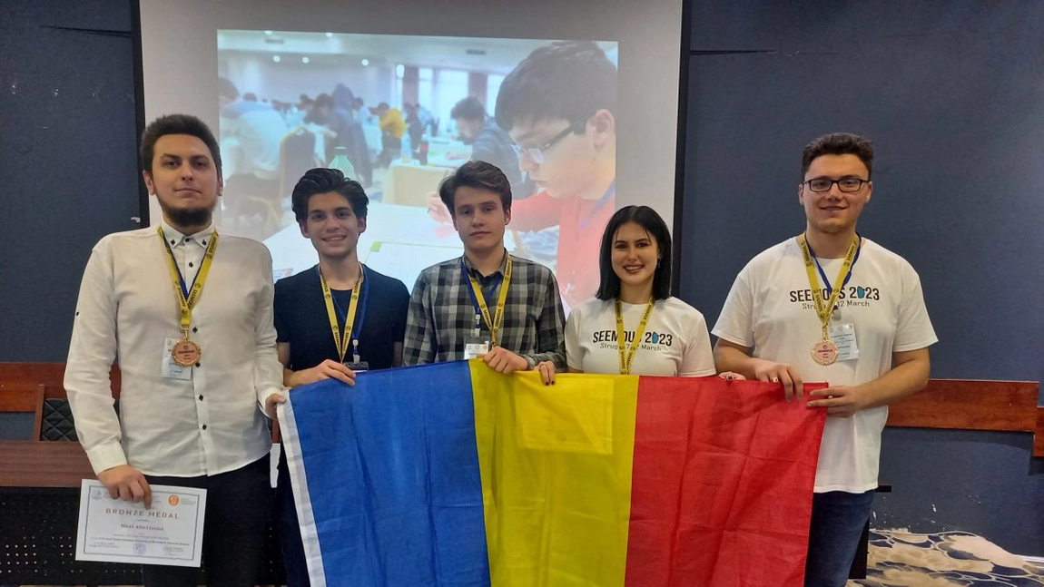 Medalii de aur, argint și bronz obținute de studenții UAIC la Olimpiada Internațională de Matematică – SEEMOUS 2023