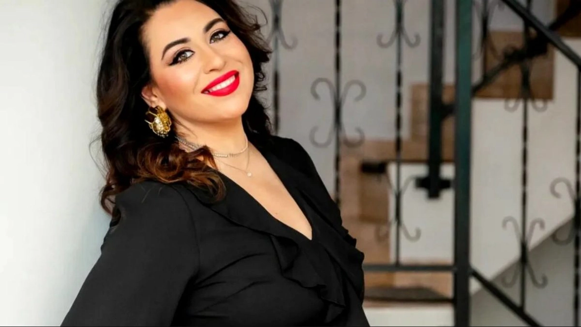 Oana Roman se simte mai bine singură. Fiica lui Petre Roman parcă a înflorit după despărțirea de Marius Elisei