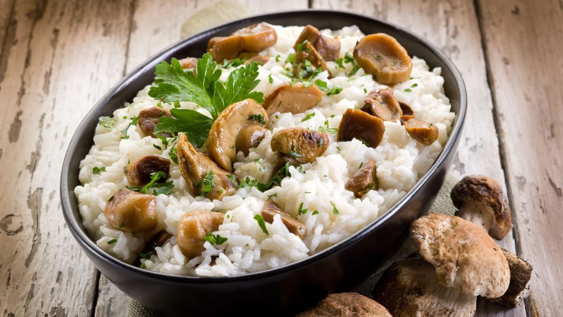 Pilaf de orez cu ciuperci. Rețeta cu care vei obține un preparat savuros