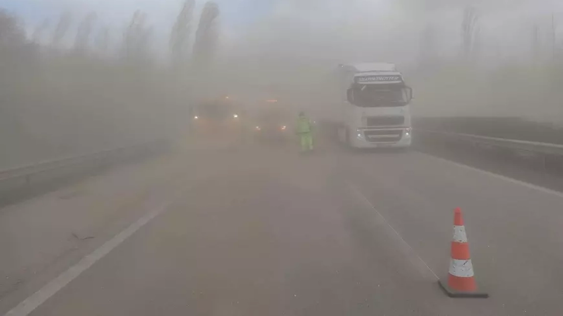 Accidentul cu 43 de mașini din Ungaria a fost filmat de camerele de supraveghere - VIDEO