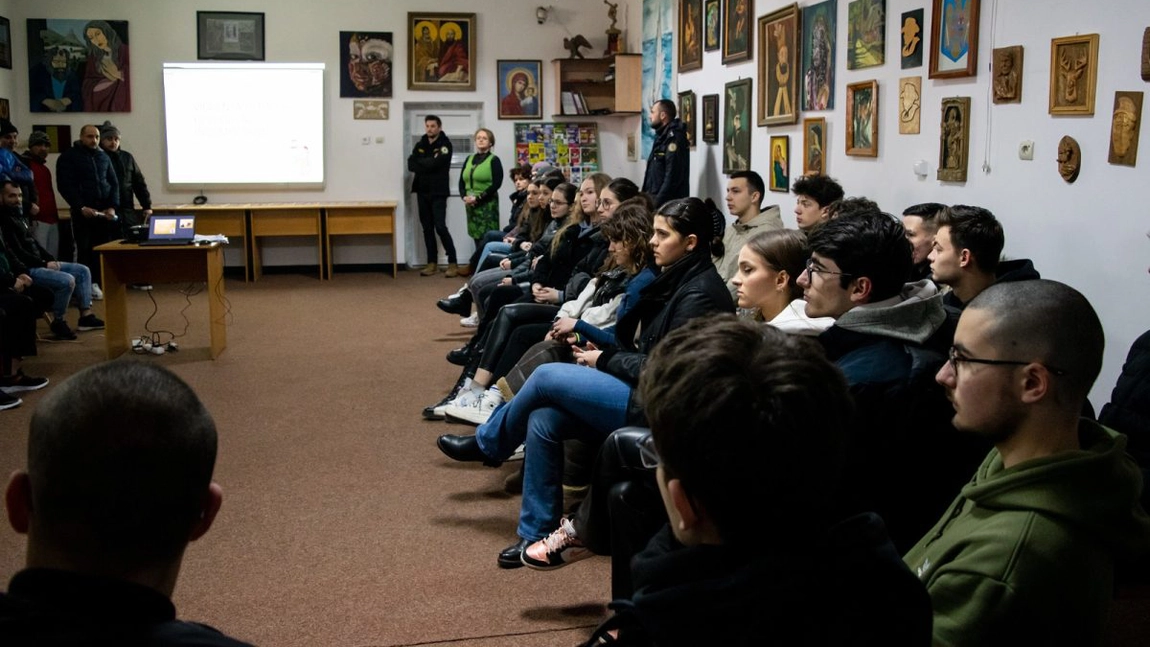 Proiect de promovare a educației incluzive realizat în parteneriat de Școala Gimnazială 41 și Colegiul Național Iași