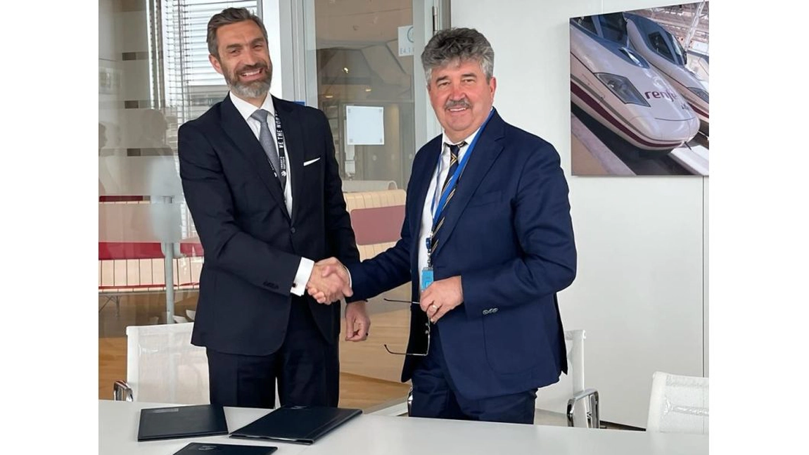 Banca Europeană de Investiții (BEI) și Antibiotice SA au semnat un acord de consultanță privind dezvoltarea strategică a platformei industriale a companiei