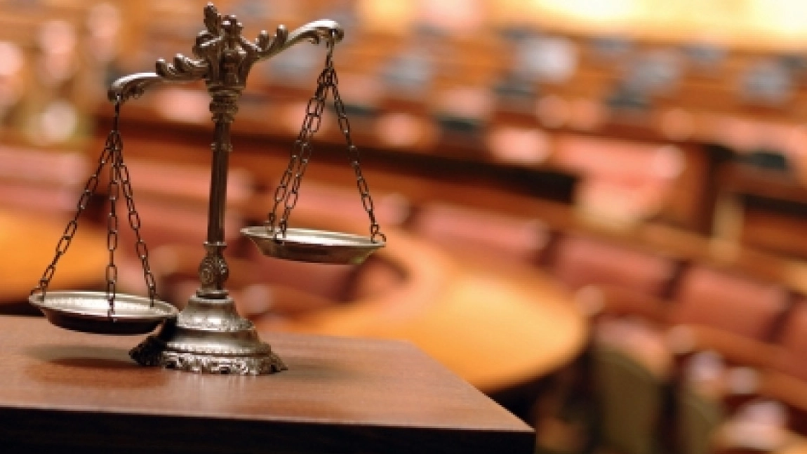 Coaliția renunță la pragul pentru abuzul în serviciu, în ciuda deciziilor CCR