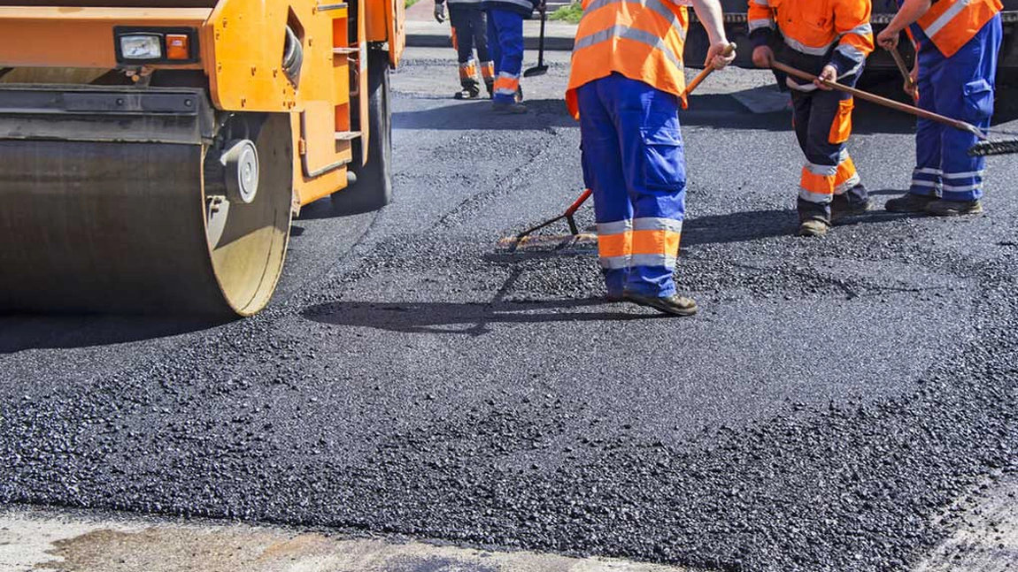 Circulația rutieră, închisă pe mai multe străzi din Iași. Se vor efectua lucrări de refacere a carosabilului