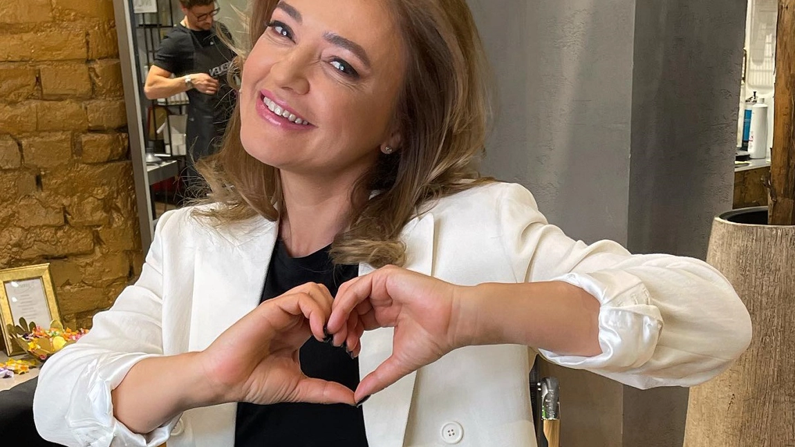 Cristina Bâtlan, apariție surprinzătoare pe Instagram. Vedeta și-a schimbat look-ul și i-a uimit pe fani