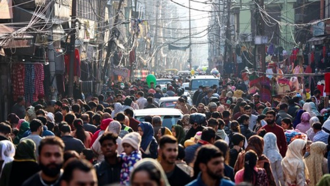India a devenit țara cu cei mai mulți locuitori din lume: 1,4286 miliarde de persoane