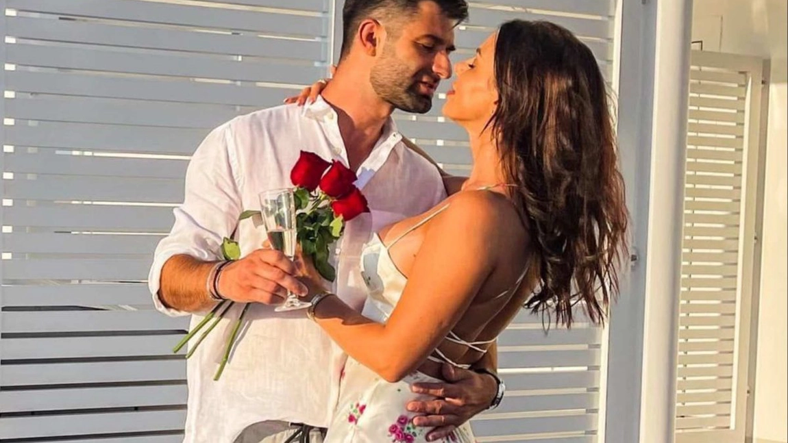 Jojo și Paul Ipate au o casă la care visează multă lume. Ce au pe peretele din dormitor, deasupra patului